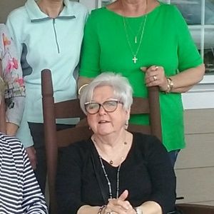 Meet your Posher, Dixie